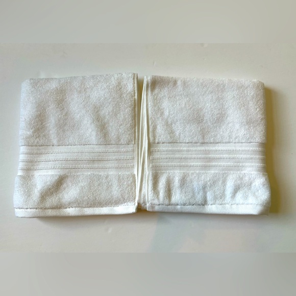 PARACHUTE HOME CLASSIC TURKISH COTTON HAND TOWELS | SET OF 2 | WHITE | N… - Picture 1 of 3